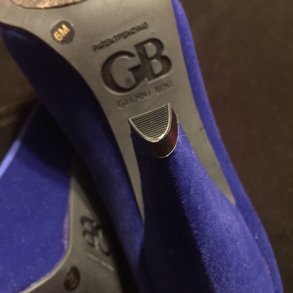 Gianni Bini blue velvet rhinestone peep toe heel - Picture 8 of 8